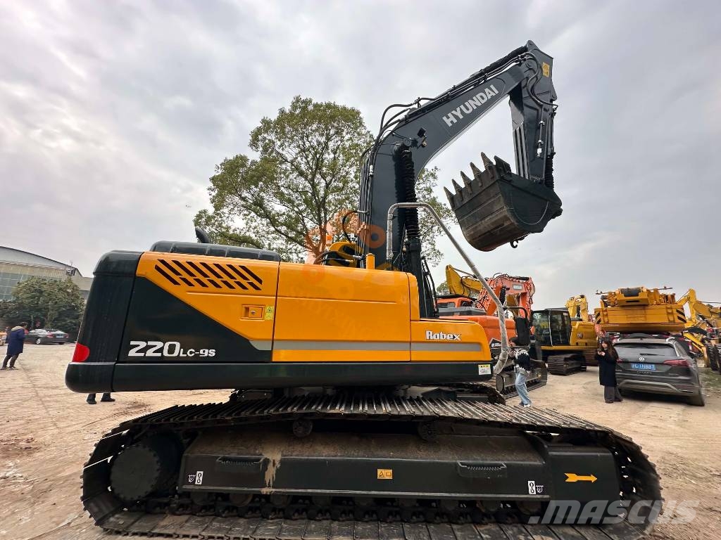 Hyundai R 220-9 S Raupenbagger