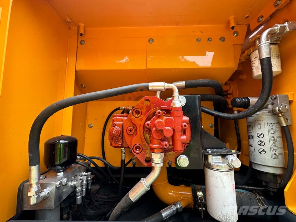 Hyundai R 220-9 S Raupenbagger