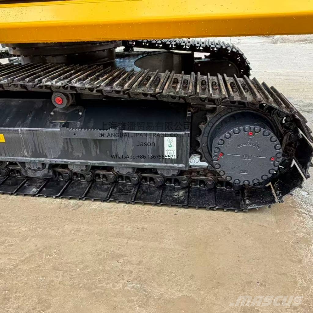 Komatsu PC 220 履带挖掘机