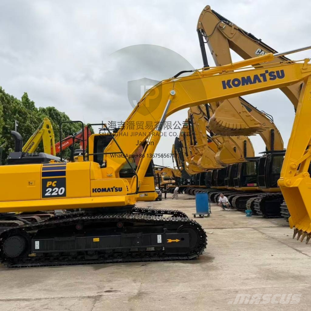 Komatsu PC 220 履带挖掘机