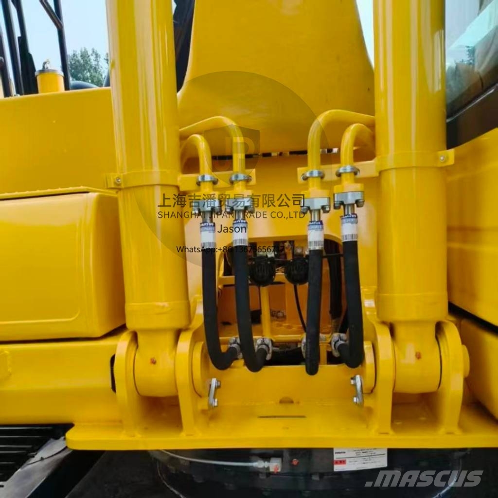 Komatsu PC 220 履带挖掘机