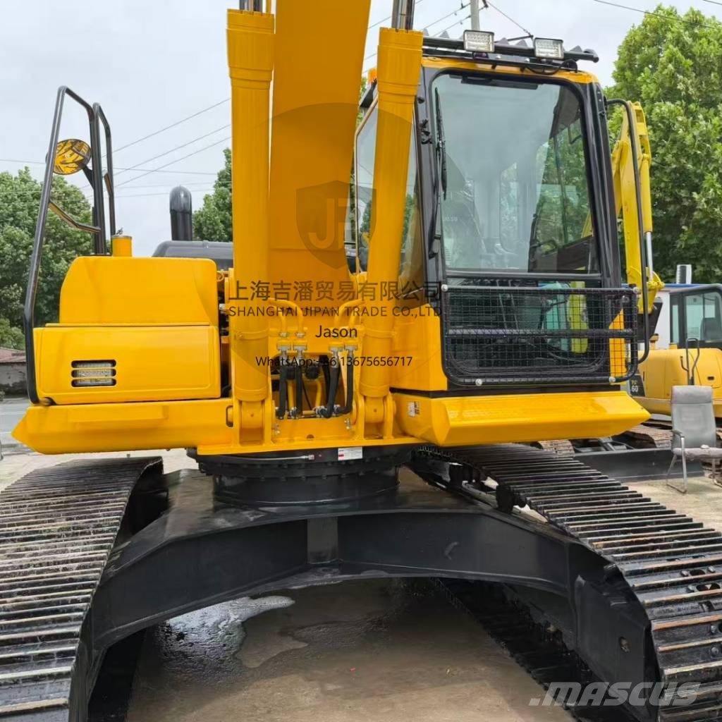 Komatsu PC 220 履带挖掘机