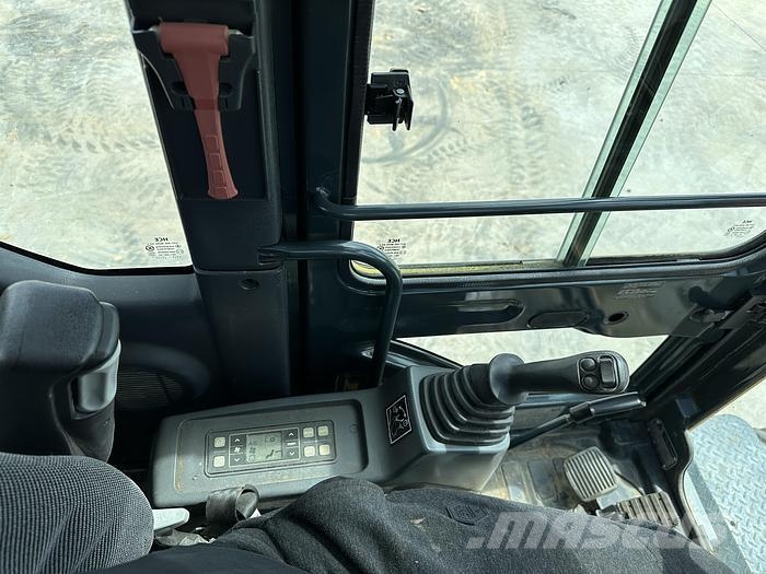 Hyundai R55W-9A Wheeled excavators