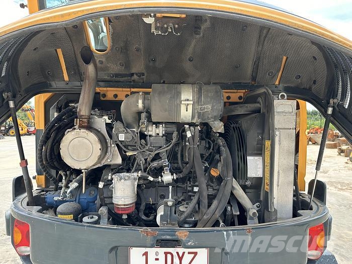 Hyundai R55W-9A Wheeled excavators