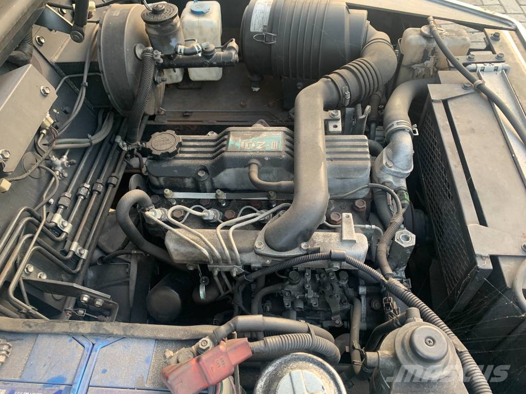 Toyota 2TD25 /02/ V-3838 EO Flughafenausrüstung