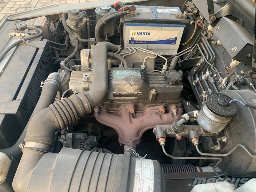 Toyota 2TD25 /02/ V-3838 EO Flughafenausrüstung