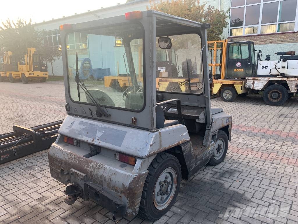 Toyota 2TD25 /02/ V-3838 EO Flughafenausrüstung