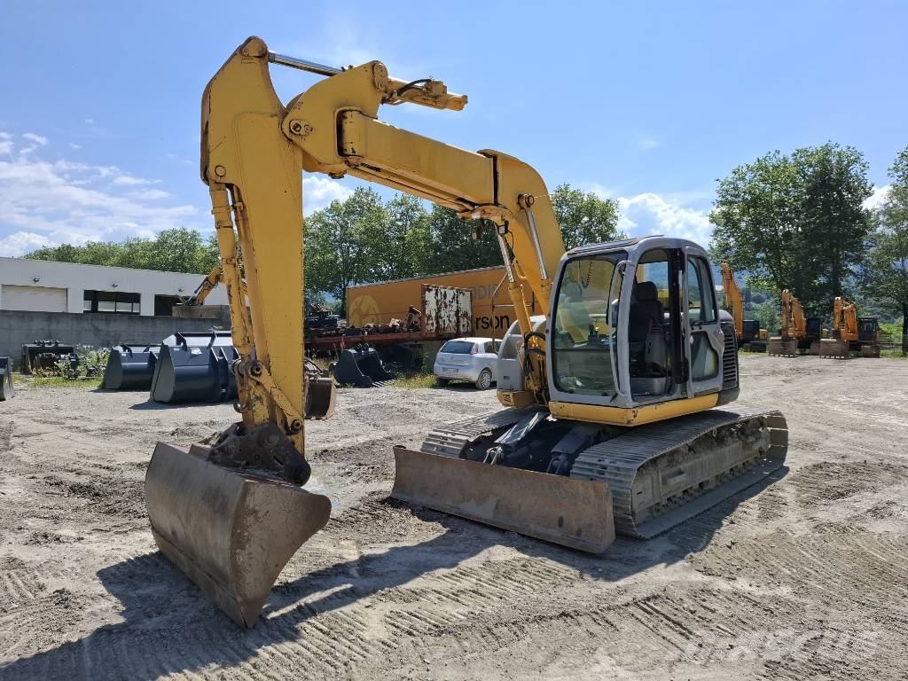 New Holland 135SR Rupsgraafmachines