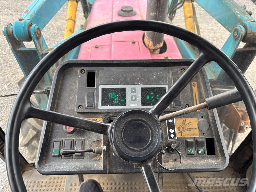 Case IH 695 XL الجرارات