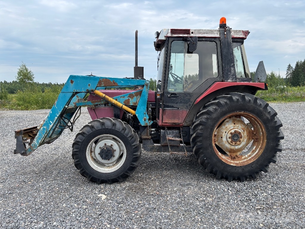 Case IH 695 XL الجرارات