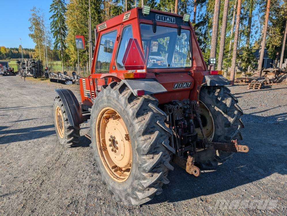 Fiat 980 DT kutoskoneella, ryömintävaihde, katso video! Traktorit