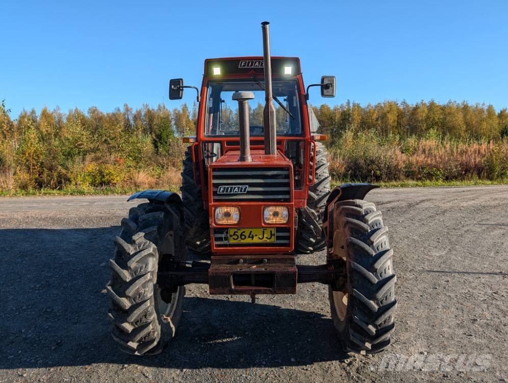 Fiat 980 DT kutoskoneella, ryömintävaihde, katso video! Traktorit
