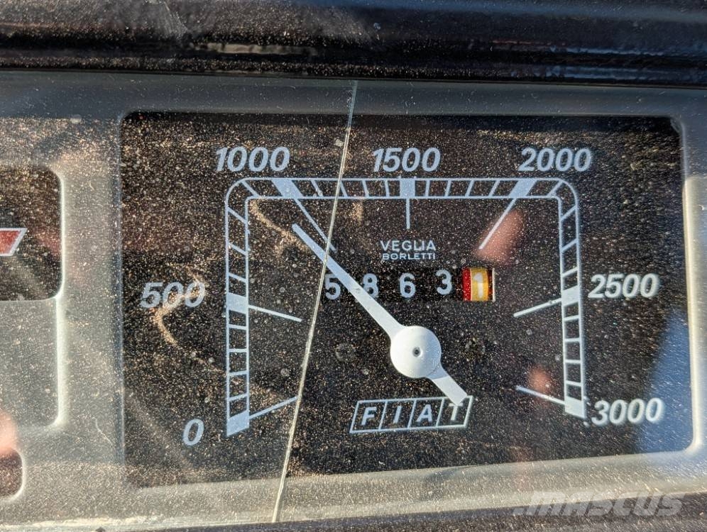 Fiat 980 DT kutoskoneella, ryömintävaihde, katso video! Traktorit