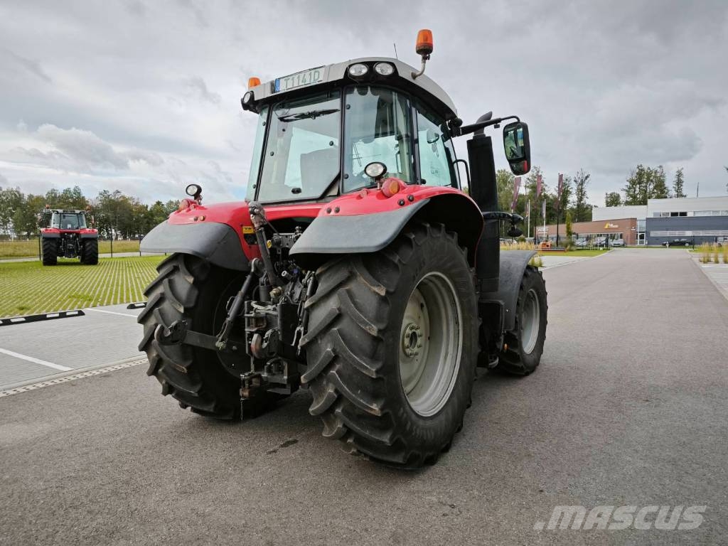 Massey Ferguson 6713 S Traktoriai