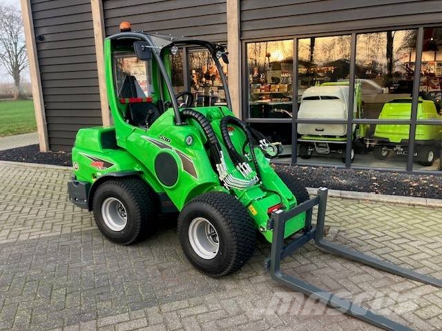 Avant 530 TDL 輪胎式裝載機