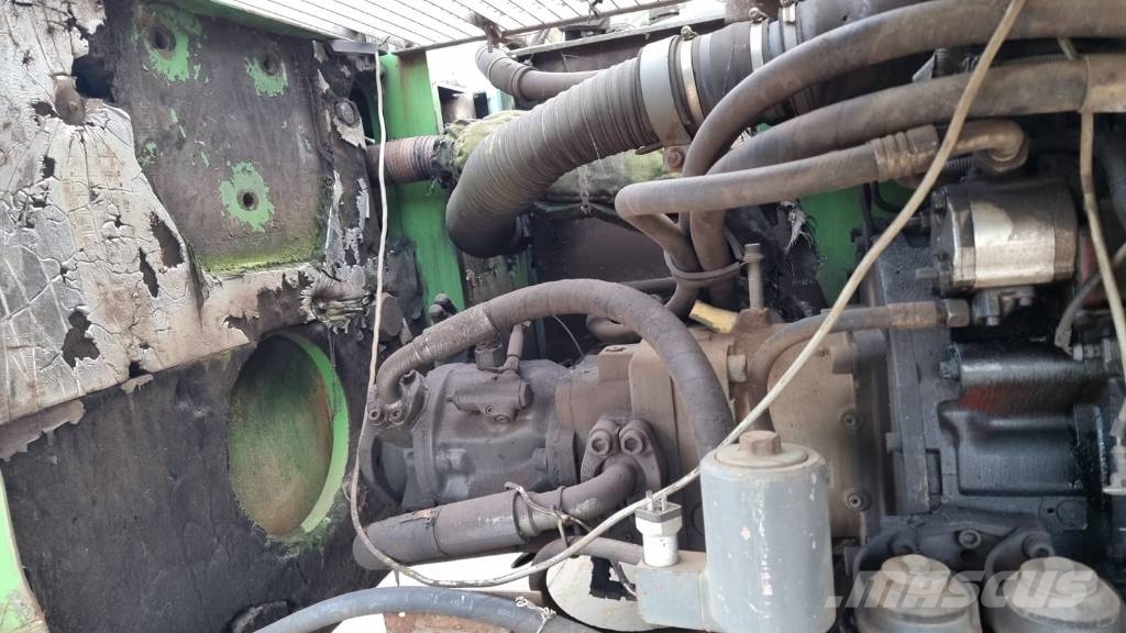 Sennebogen 825 Industriālie iekrāvēji