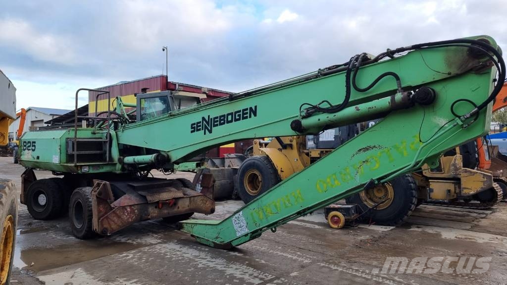 Sennebogen 825 Industriālie iekrāvēji