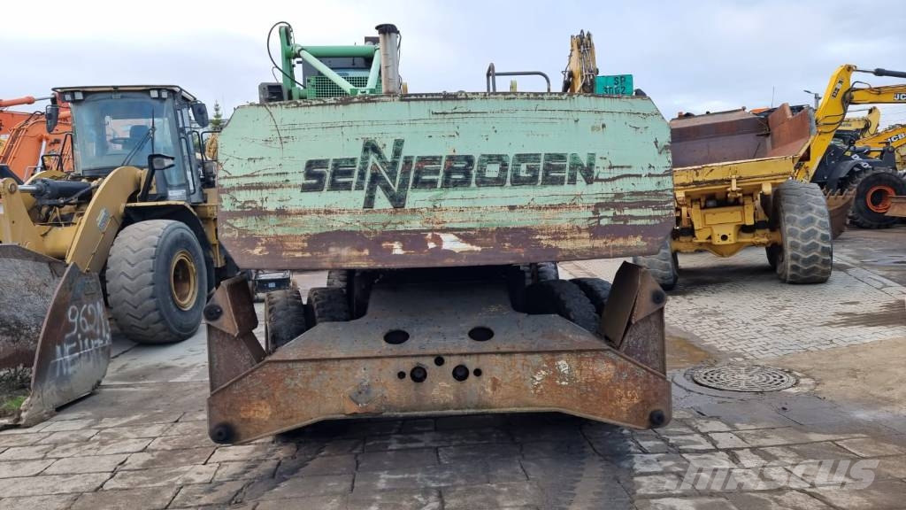Sennebogen 825 Industriālie iekrāvēji