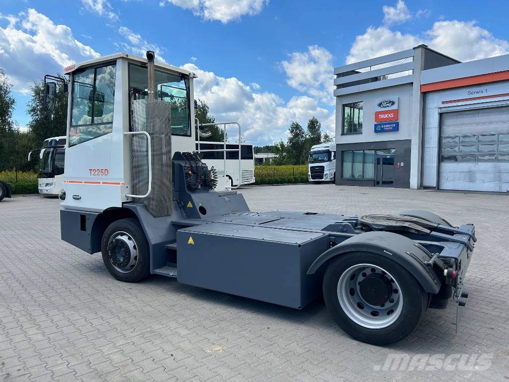 Mafi T 225 D Trattori portuali