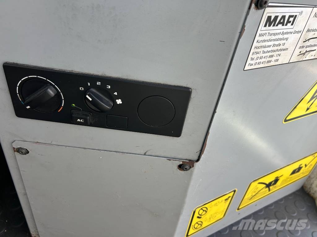 Mafi T 225 D Trattori portuali