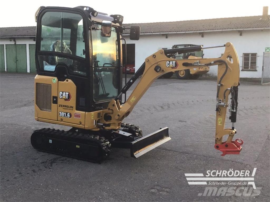 CAT 301.6 Wielgraafmachines