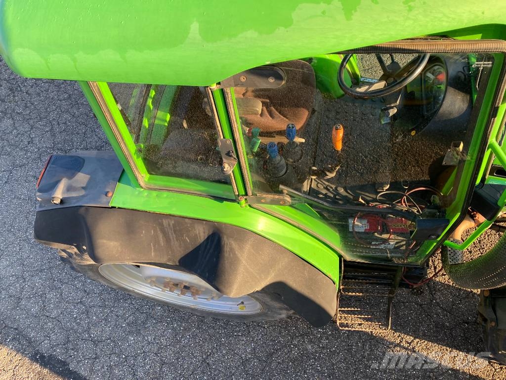 Deutz-Fahr AGROPLUS 75dt/Powershuttle 40Km/h endommagé Trattori