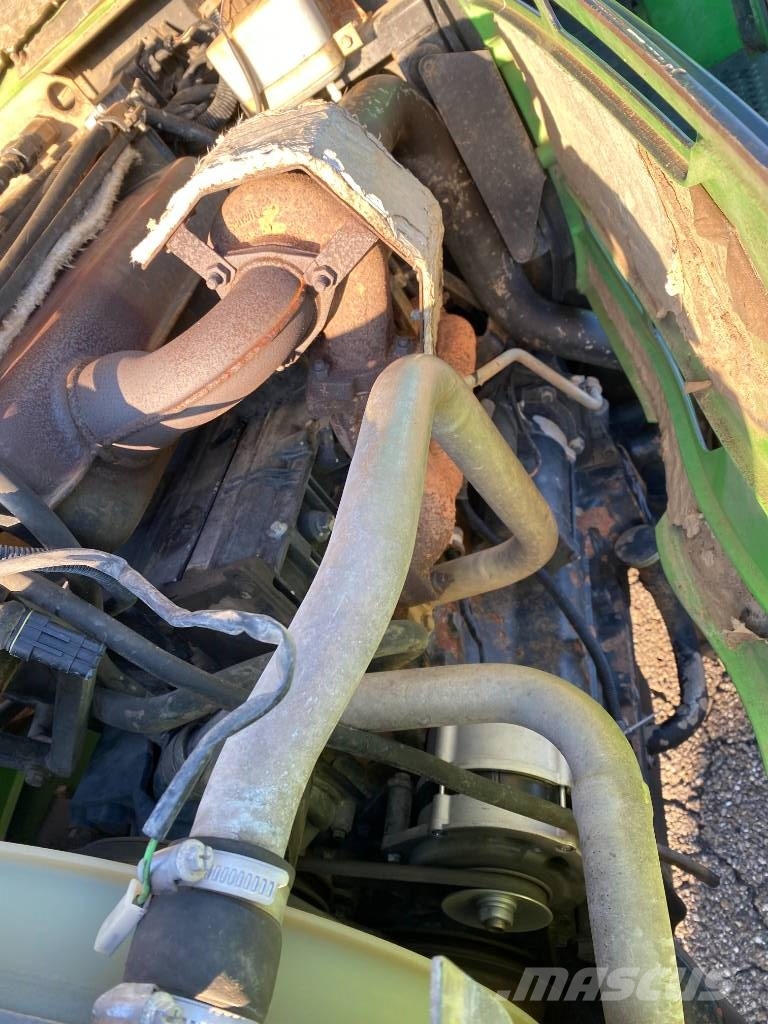Deutz-Fahr AGROPLUS 75dt/Powershuttle 40Km/h endommagé Trattori