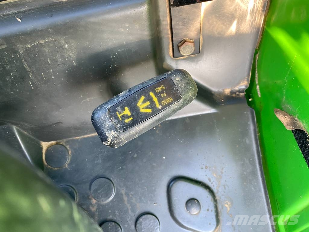 Deutz-Fahr AGROPLUS 75dt/Powershuttle 40Km/h endommagé Trattori