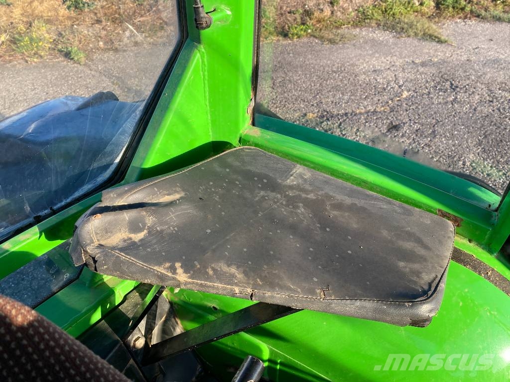 Deutz-Fahr AGROPLUS 75dt/Powershuttle 40Km/h endommagé Trattori