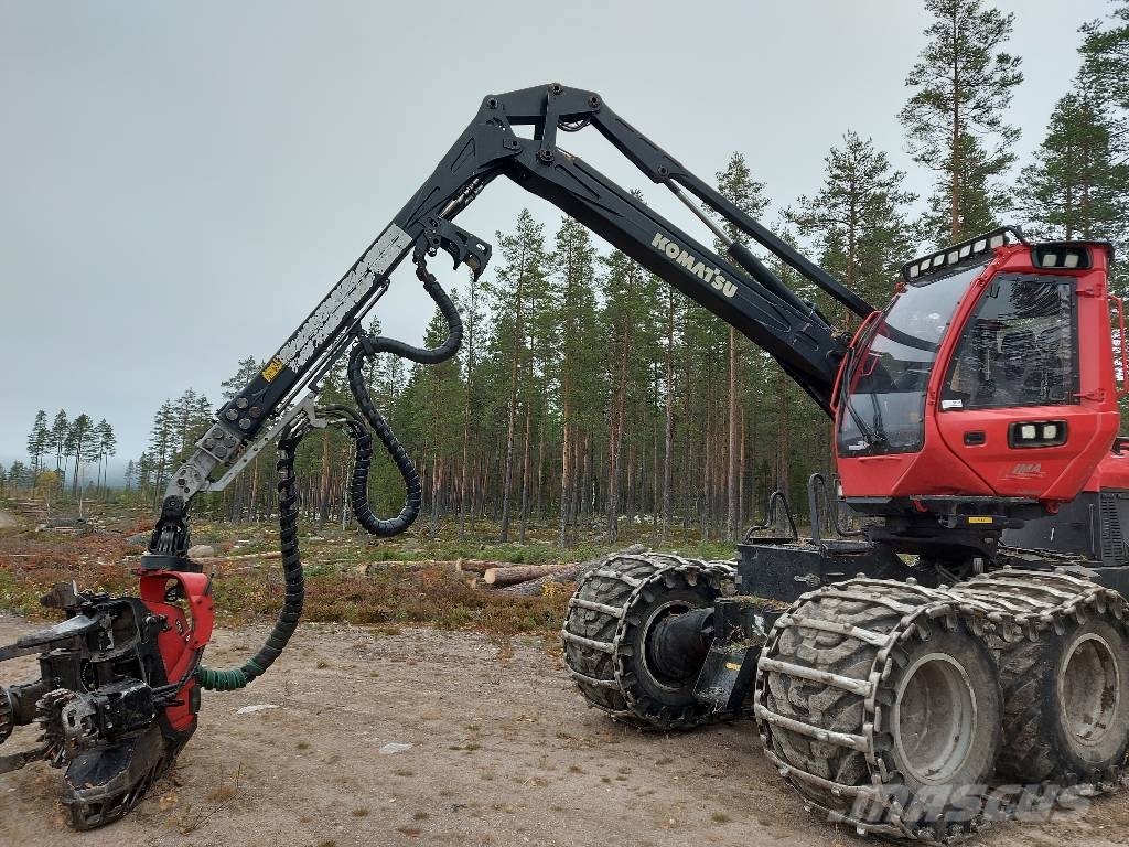 Komatsu 911 Harvester