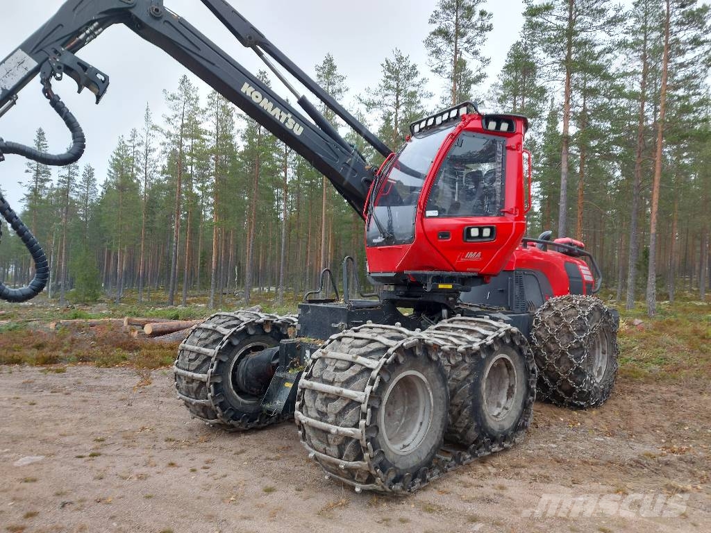 Komatsu 911 Harvester