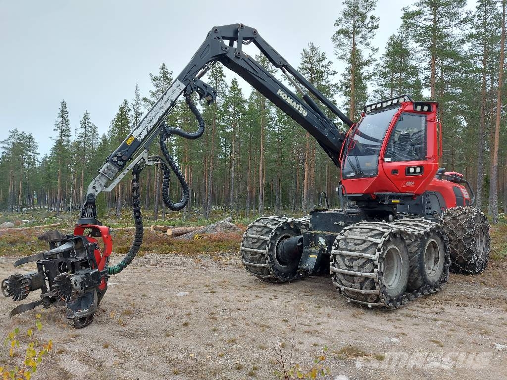 Komatsu 911 Harvester