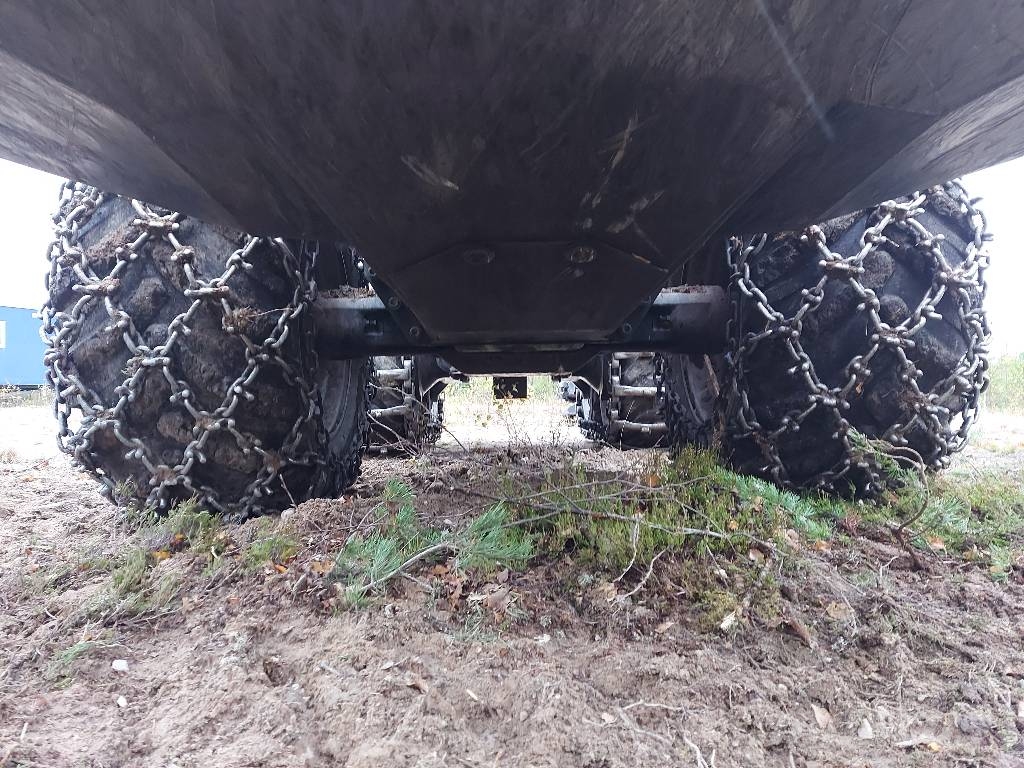 Komatsu 911 Harvester