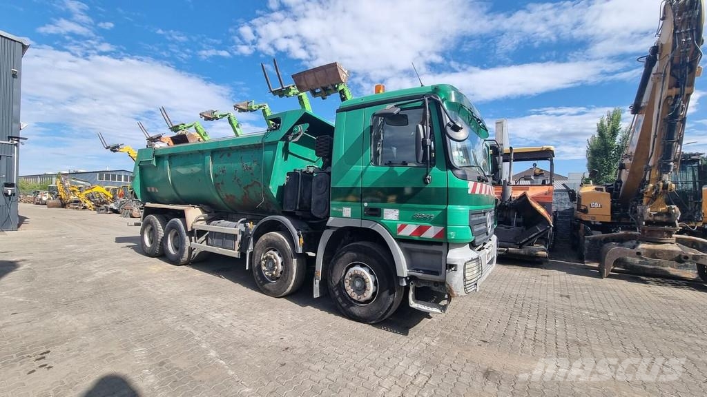 Mercedes-Benz Actros 3241 Camiones bañeras basculantes o volquetes