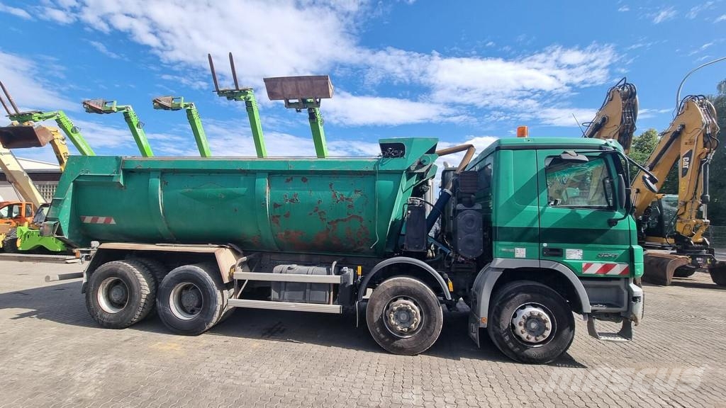 Mercedes-Benz Actros 3241 Camiones bañeras basculantes o volquetes