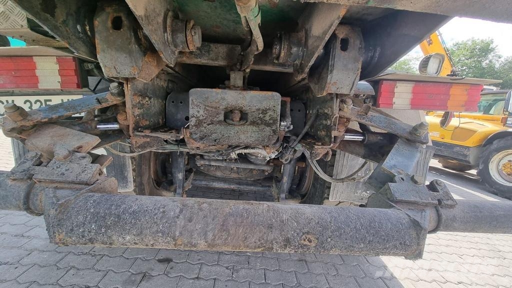 Mercedes-Benz Actros 3241 Camiones bañeras basculantes o volquetes