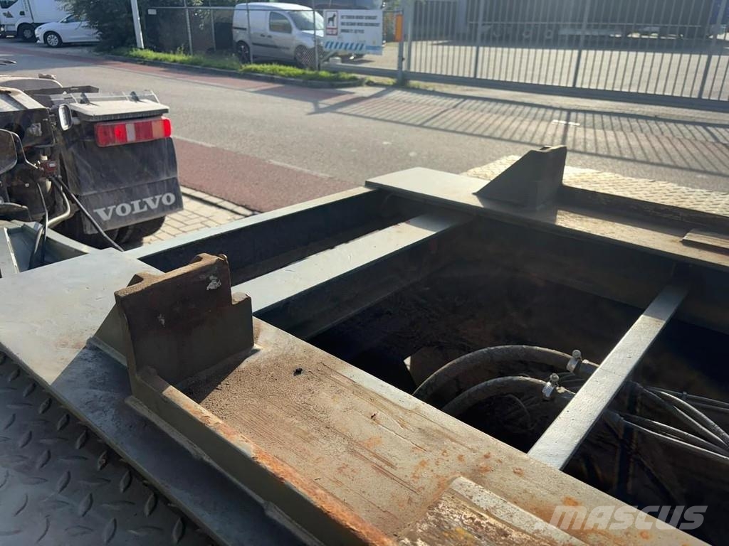 Burg BPA 10-18 ACXXX Containerframe trailers