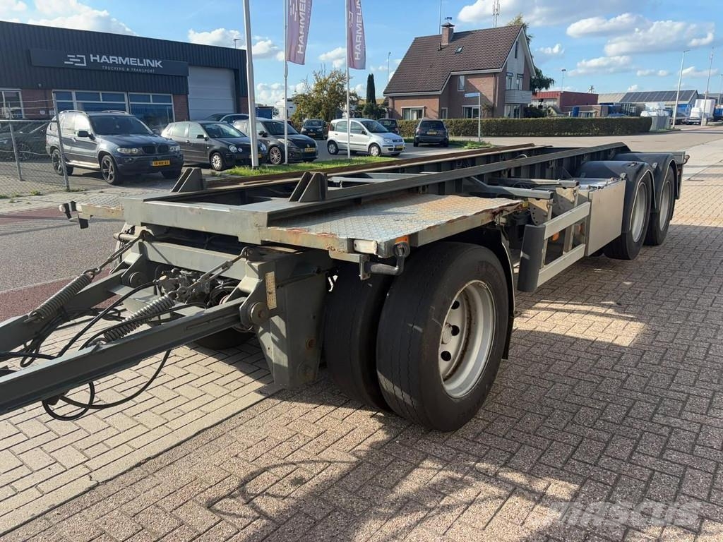 Burg BPA 10-18 ACXXX Containerframe trailers