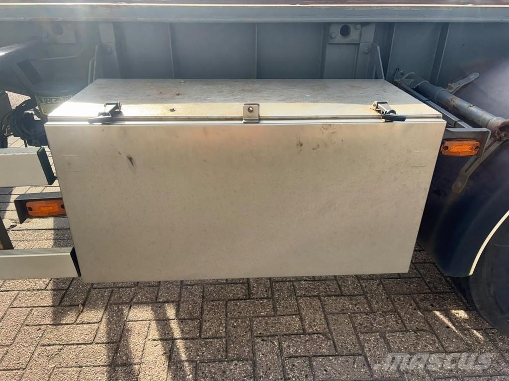 Burg BPA 10-18 ACXXX Containerframe trailers