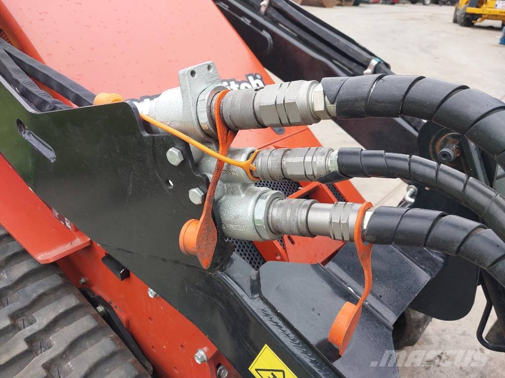 Ditch Witch SK 1750 Верижен товарач