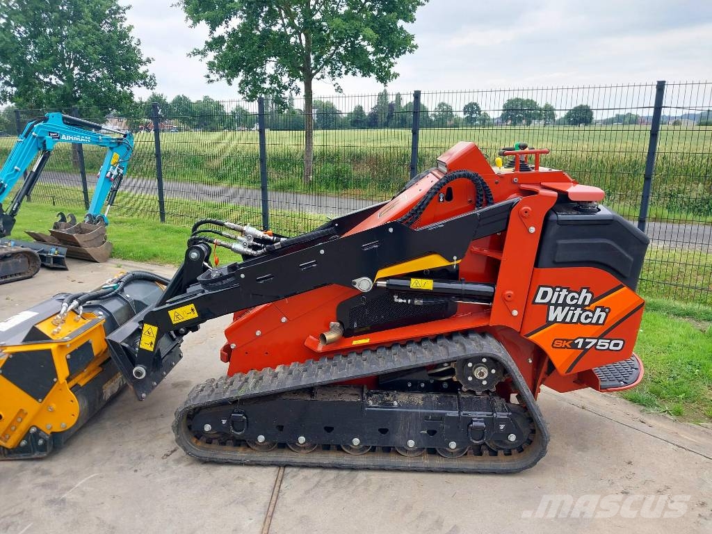 Ditch Witch SK 1750 Верижен товарач