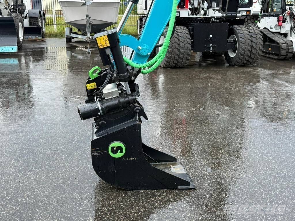 Airman AX 33 U Mini kotrók < 7t