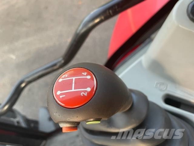 Massey Ferguson 5465 Tier II Traktorit