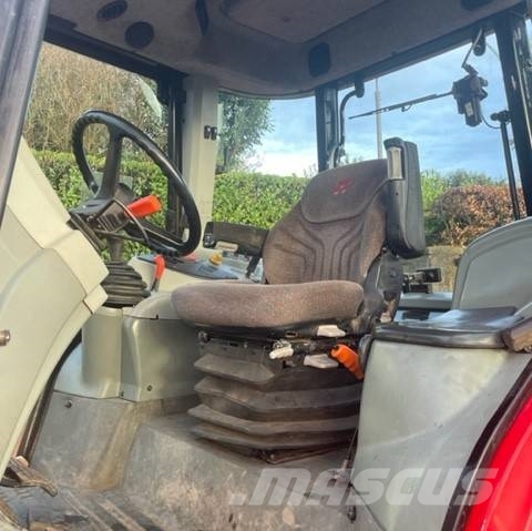 Massey Ferguson 5465 Tier II Traktorit