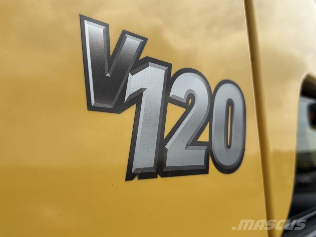 Yanmar V120 Cargadoras sobre ruedas