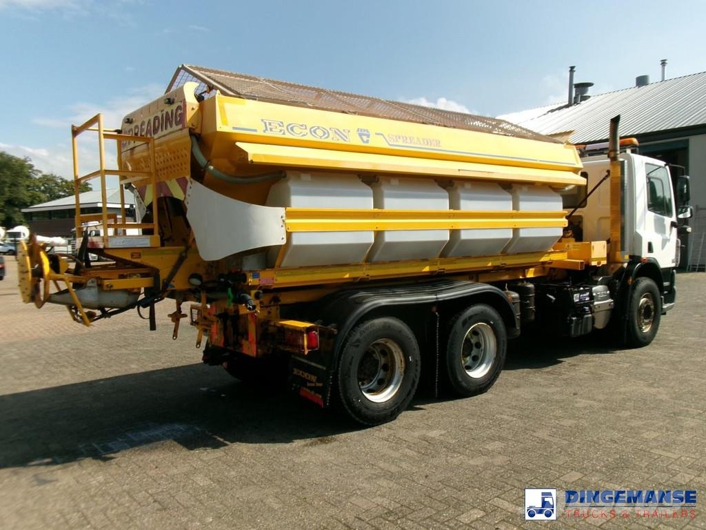 DAF CF 75.360 6X4 RHD gritter / salt spreader Snow groomers