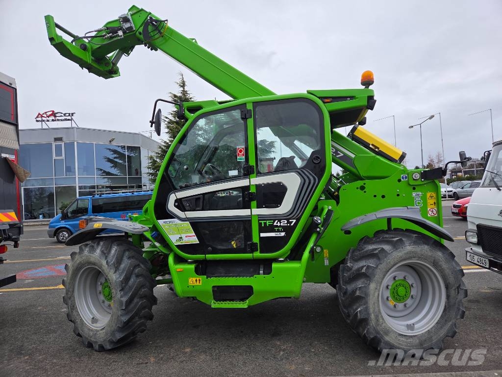 Merlo TF 42.7 TT-145 مناولات متداخلة