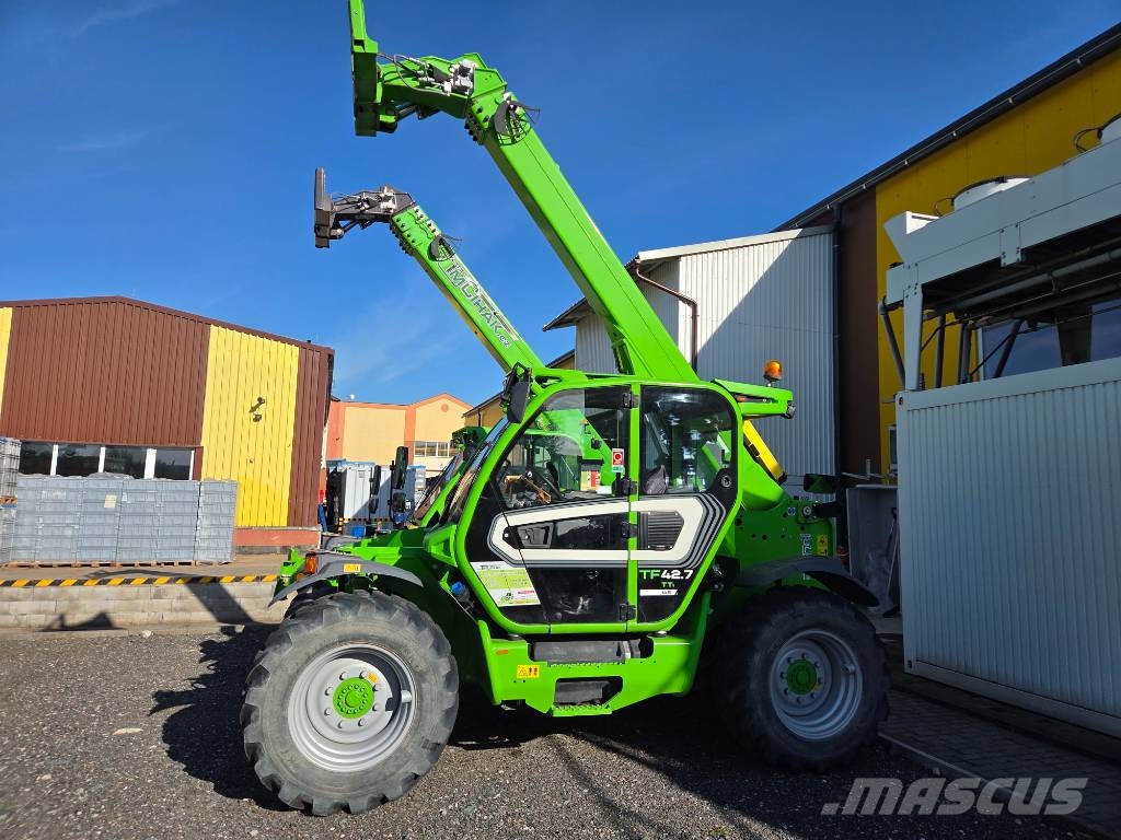 Merlo TF 42.7 TT-145 مناولات متداخلة