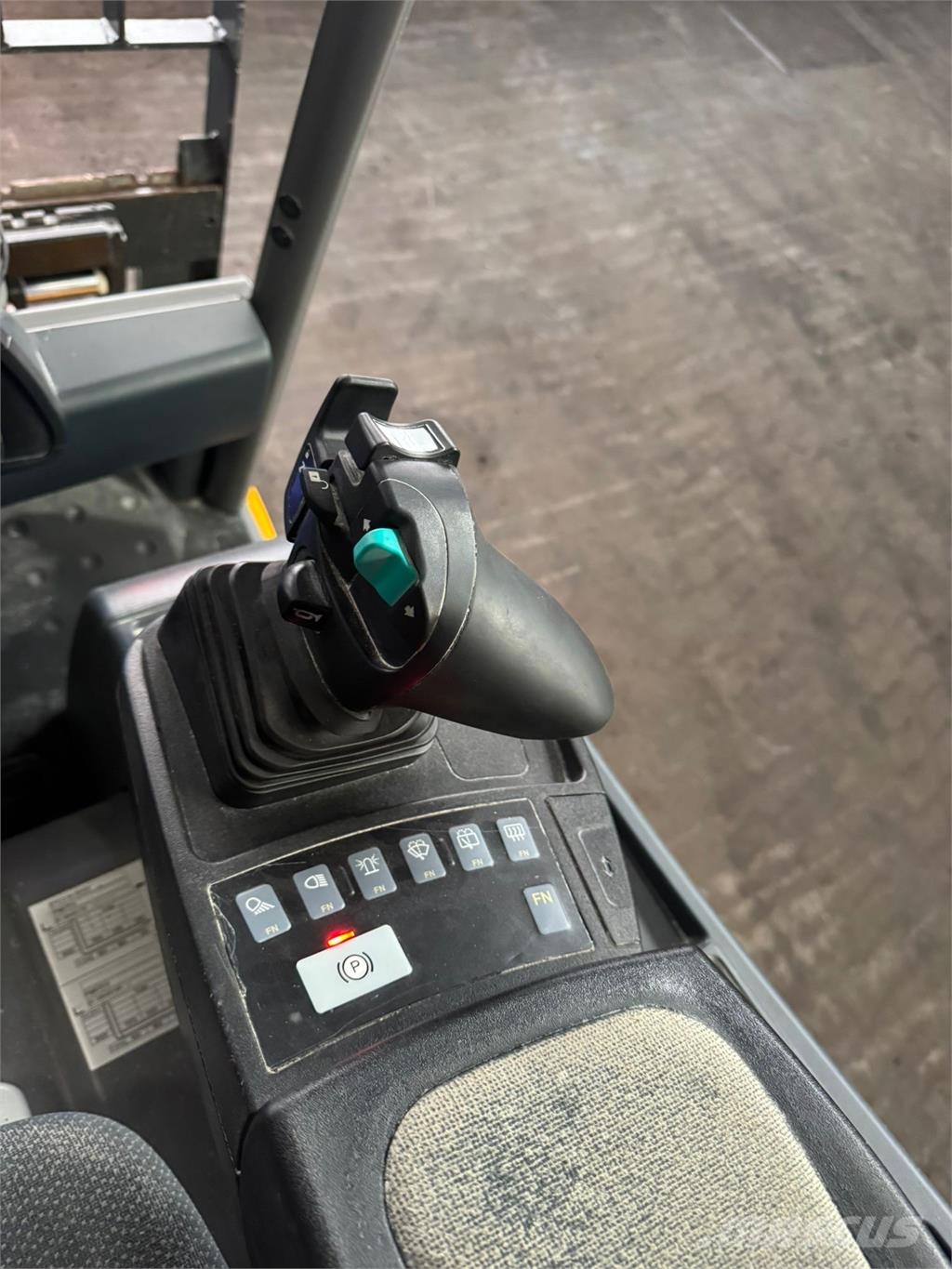 Jungheinrich EFG 216k Triplex Lithium Elektritõstukid