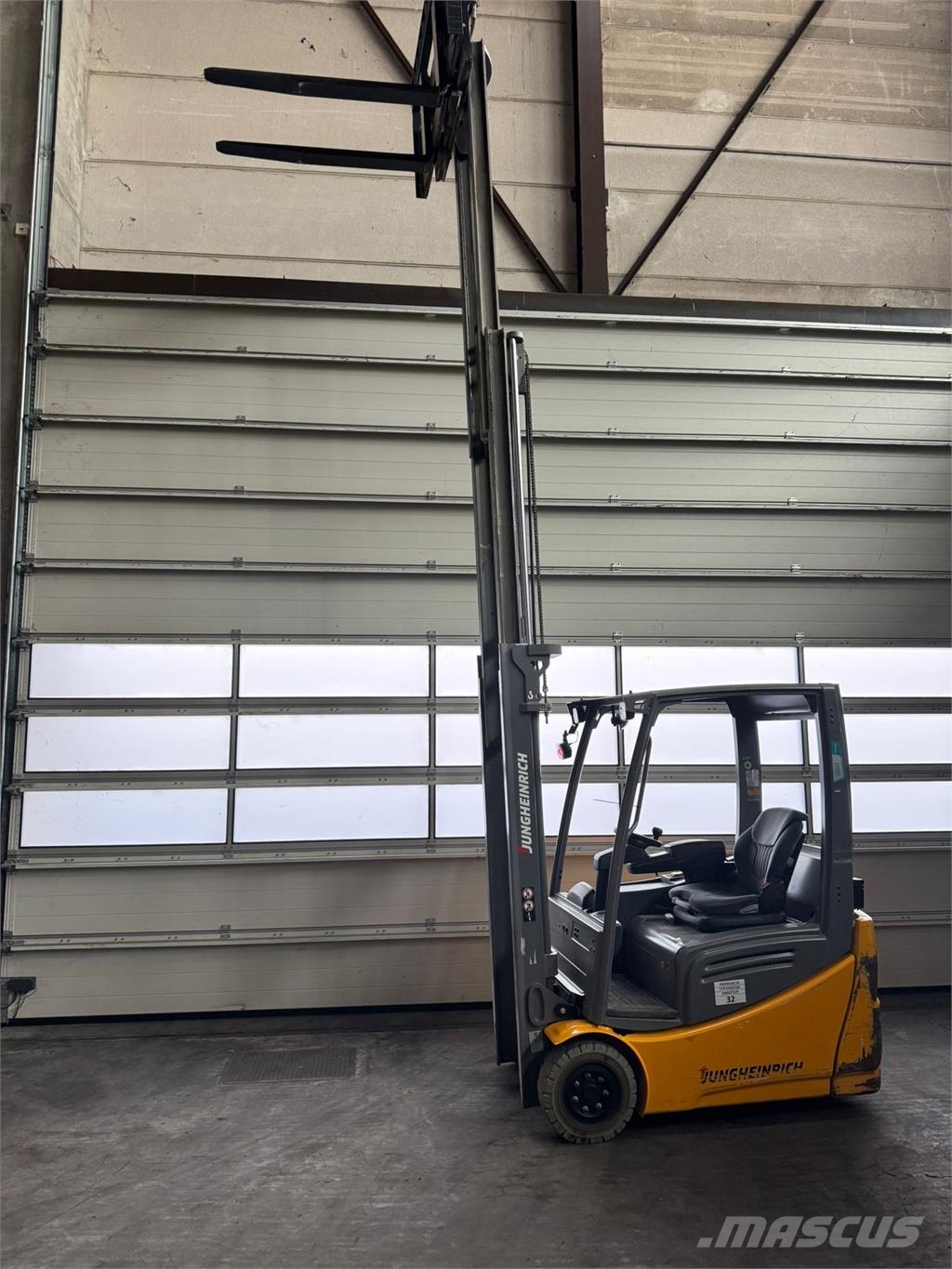 Jungheinrich EFG 216k Triplex Lithium 电动叉车